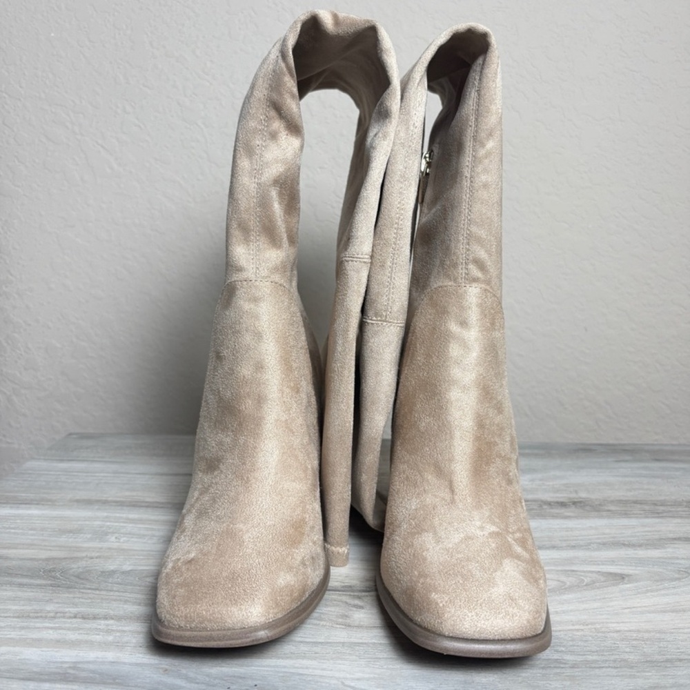 NEW! Marc Fisher Suede Over the knee Boots Block Heel size 7.5 - Picture 3 of 5